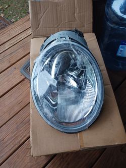 02-04 VW New Beetle Right Side