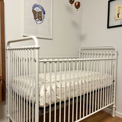 Crib, Mattress, and Sheets - Like New!
