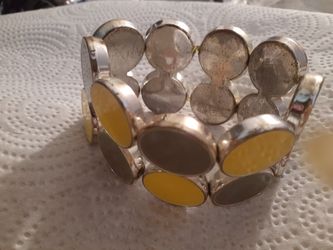 Fun Stretch Bracelet Green Yellow