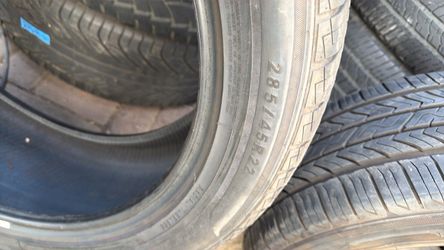285/45r22