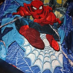 Spiderman Comforter! 85" x 70". Great Shape! 