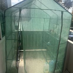 Small Greenhouse 