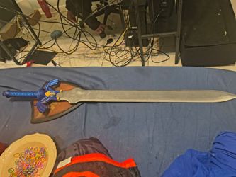 Legend of Zelda master sword lifesize