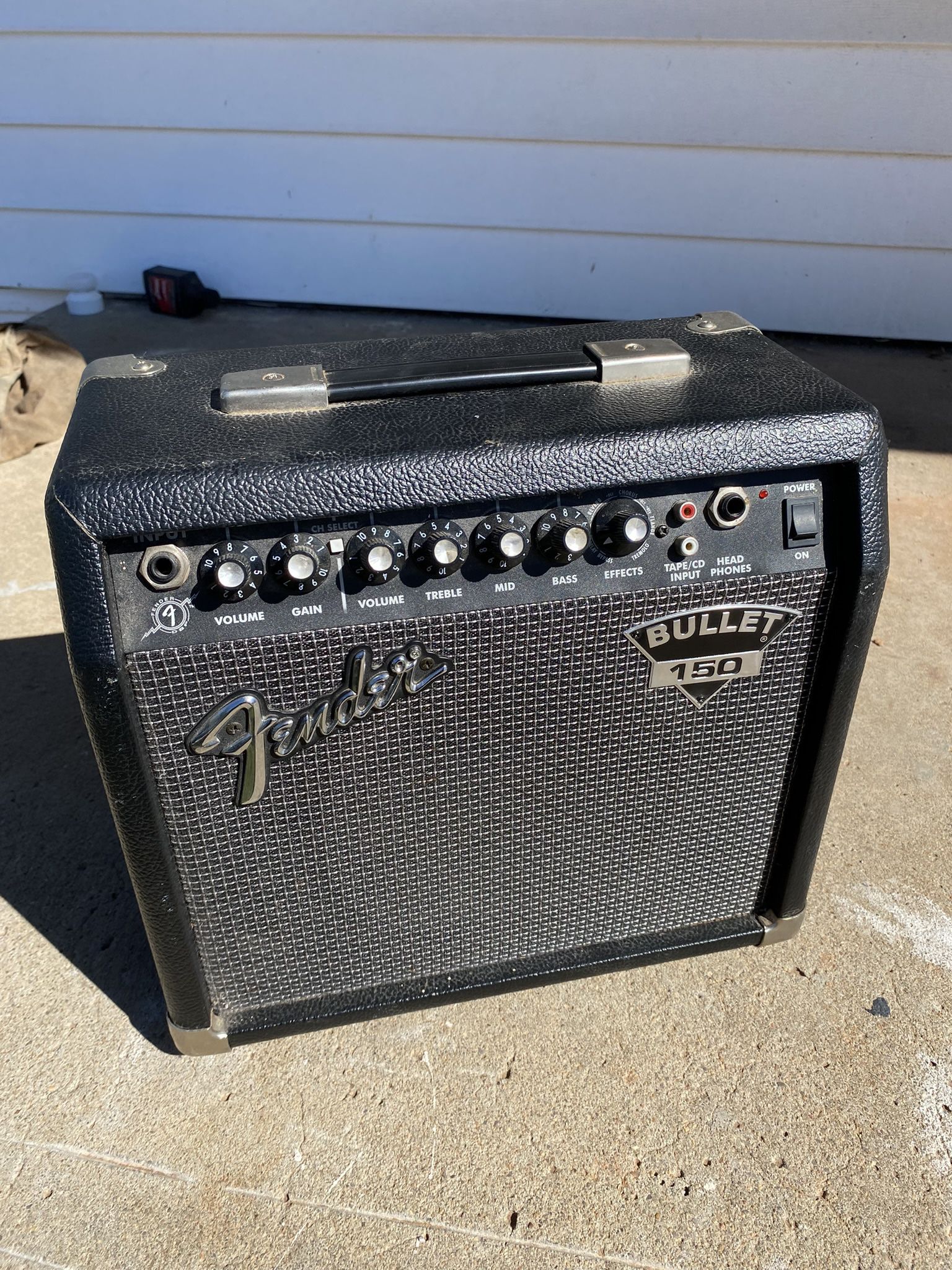 Fender - Bullet 150 