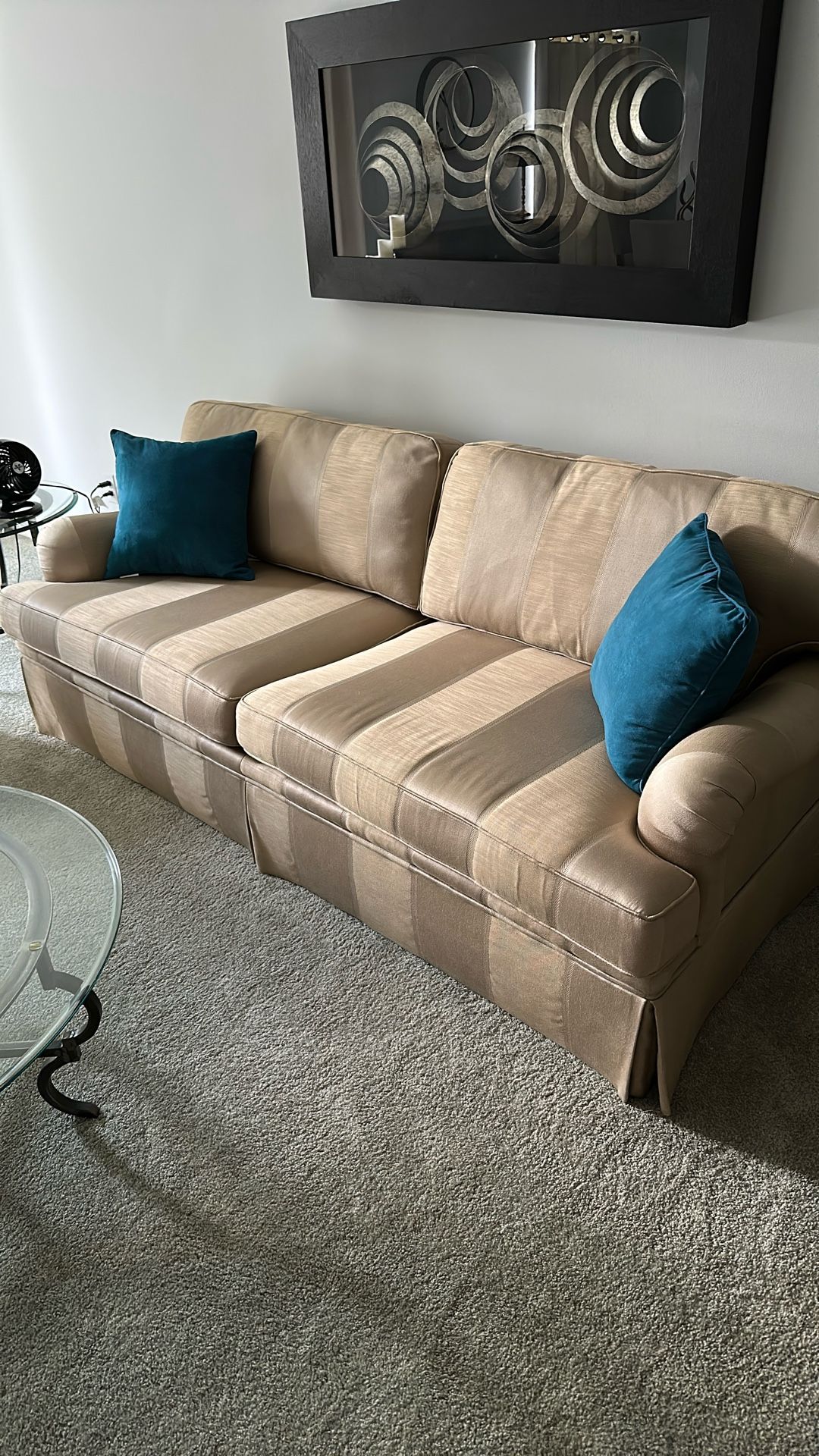 Free Furniture