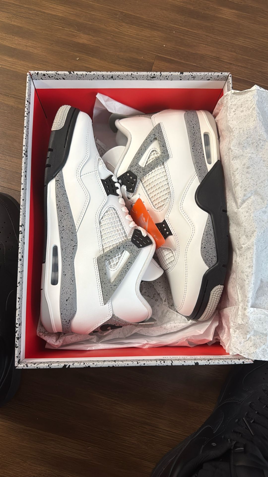Jordan 4