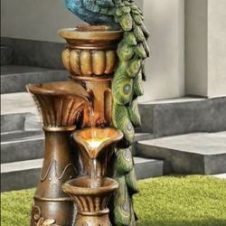 Beautiful Peacock Outdoor Fountain With LED 