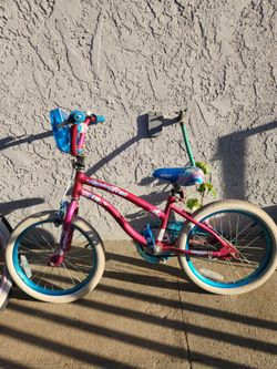 Girls bike