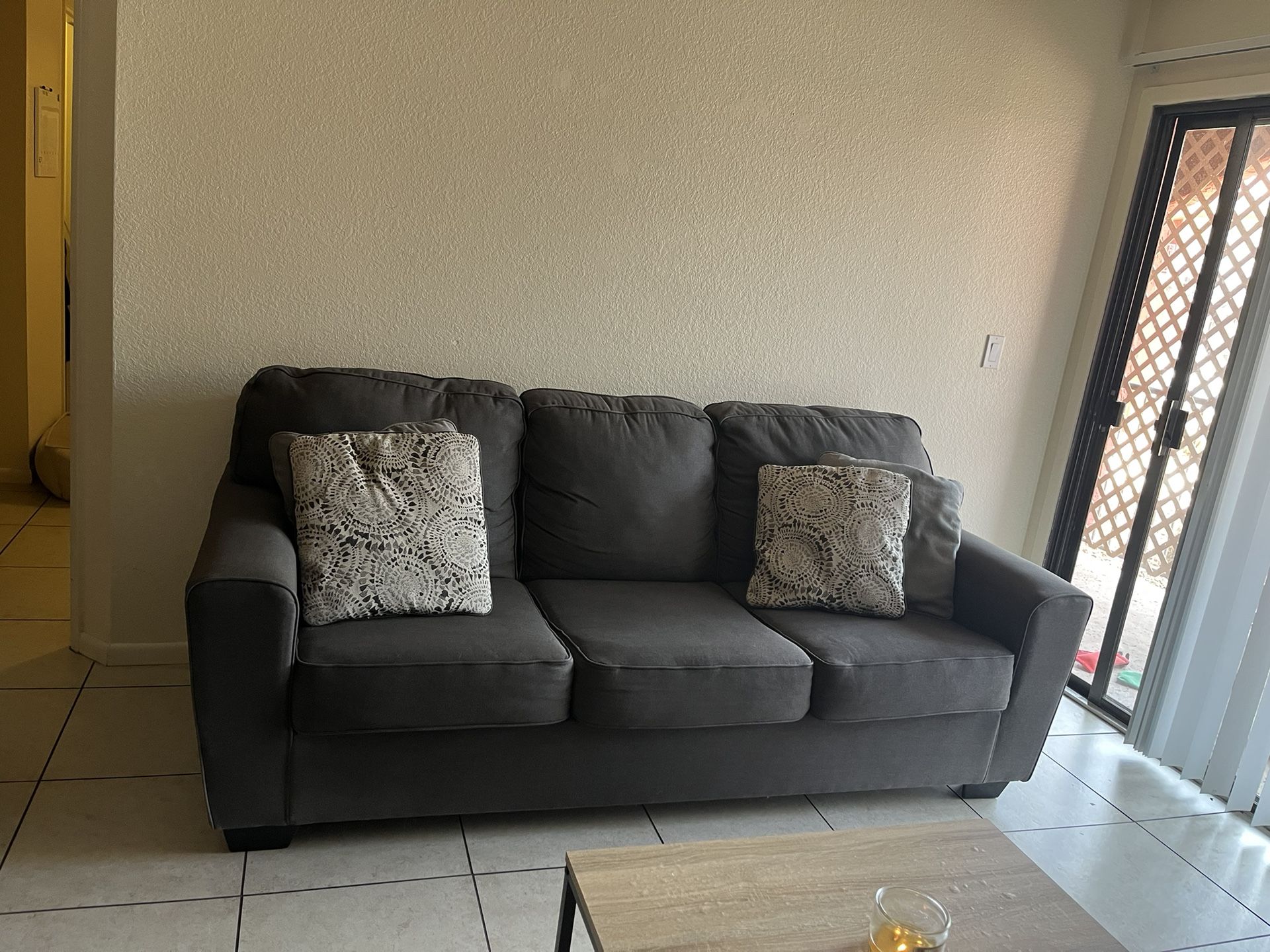Grey Couch With Pillows 