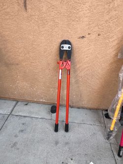 New crescent Bolt cutters 42” asking $150 thanks
