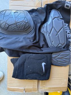Nike compression shorts & pads