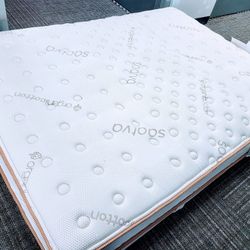 Saatva Plush 14.5” Classic Mattress - King 
