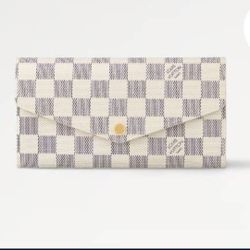 Louie Vaton Wallet