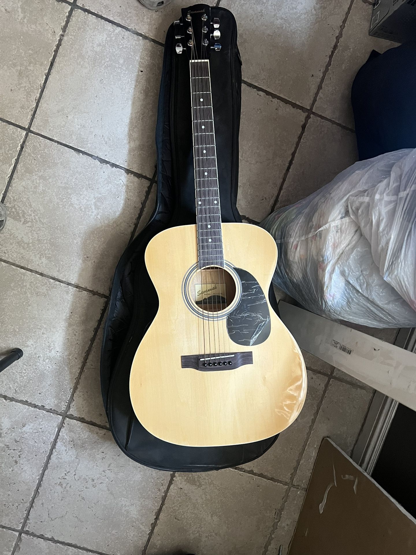 Savannah Guitar