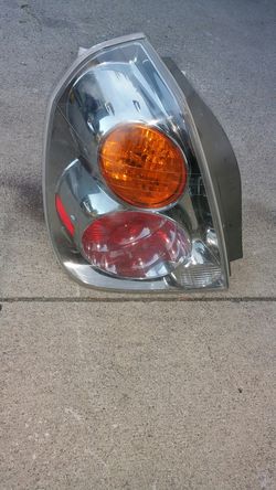 Foco para carro nisan altima 2005