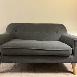 Cute 2-seater Sofa
