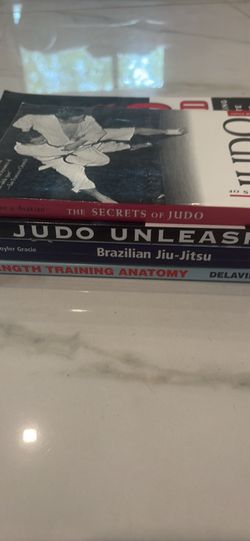 Judo ji jitsu anatomy books