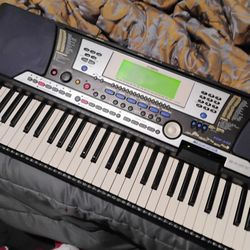 Yamaha Keyboard