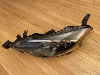 Toyota Corolla headlamp