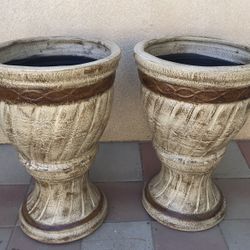 New Flower Pots Made Out Of Clay 