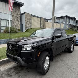 2023 Nissan Frontier