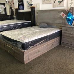 Queen Size Bed Frames) (Matress And Box Sprint Are Coming Separated 