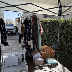 Free Garage sale yard sale