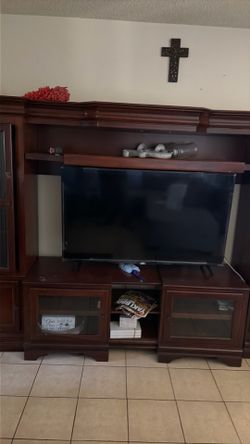 TV entertainment center