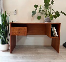 Danish teak mid century modern desk by Domino Mobler