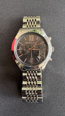 MK Clock Woman