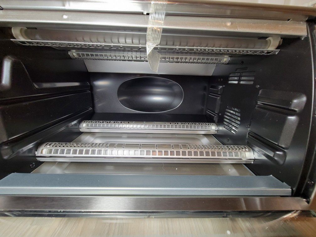 Black + Decker Digital Convection Countertop Oven Model CTO6335S New for  Sale in Mendon, MA - OfferUp