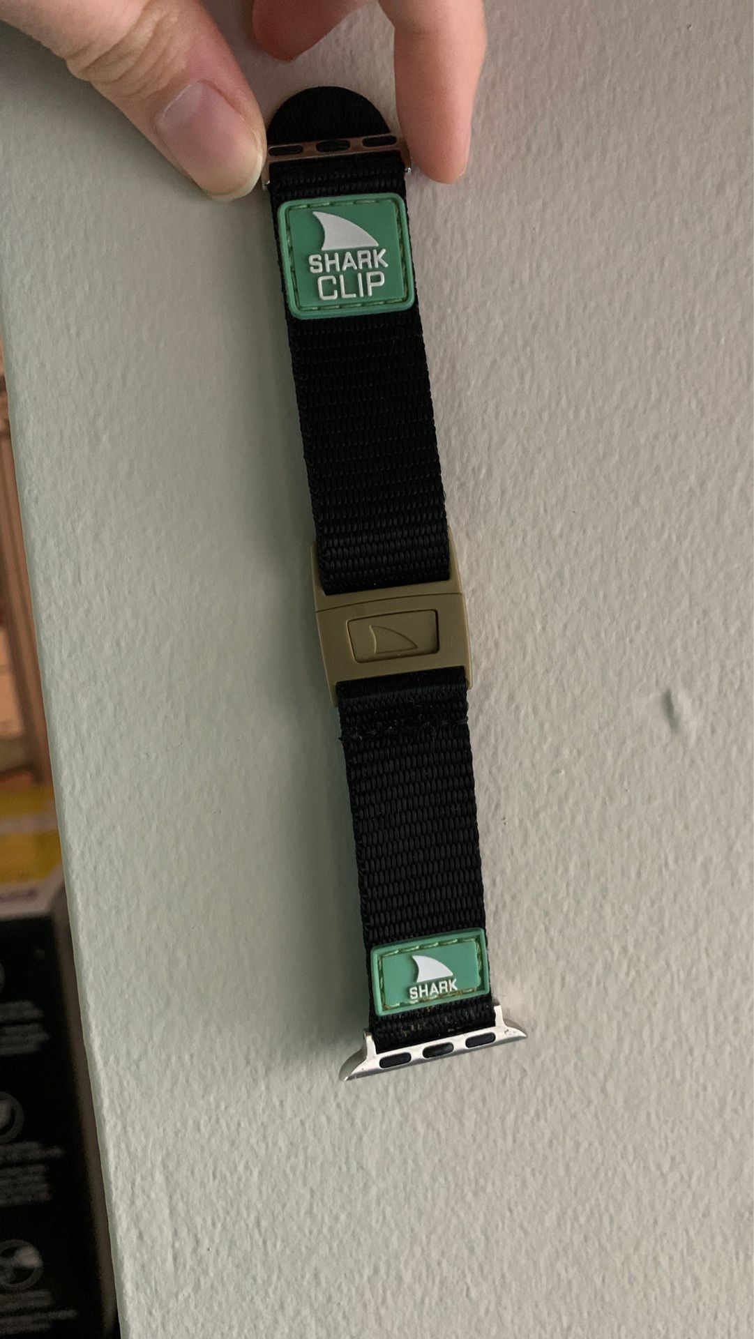 38/40mm Apple Watch band - Shark Clip