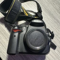 Nikon D5000 - Sigma Ultra Wide 8-16mm - Nikon 18-56mm Combo