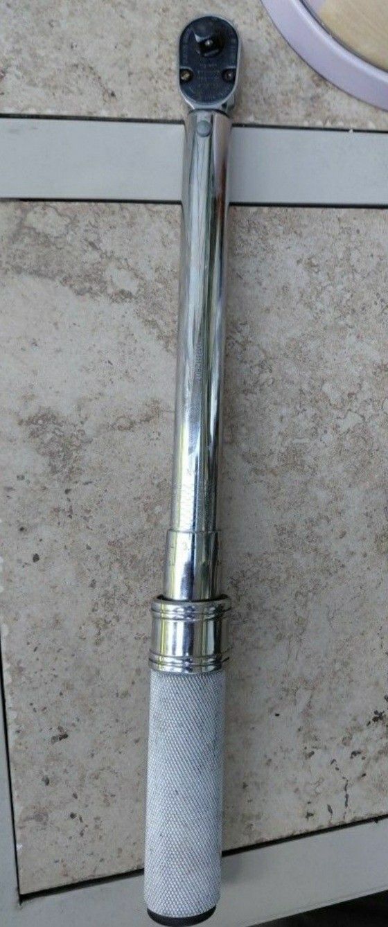 Snap on 3/8 rachet torque Wrench