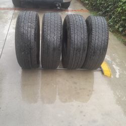 SET OF TILLER  GEAR 2O2O 265/70/R  18  116  S.  GENERAL GRABBER  GOOD  CONDITION