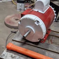 1- 1/2 HP Dayton  Electric Motor Works Great Very Fast 