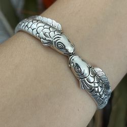 S925 Silver double fish cuff Bracelet,Silver Cuff bangle bracelet,Chunky bracelet,Silver Cuff bangle bracelet,Cuff bangle,Gift for her him  DETAILS   