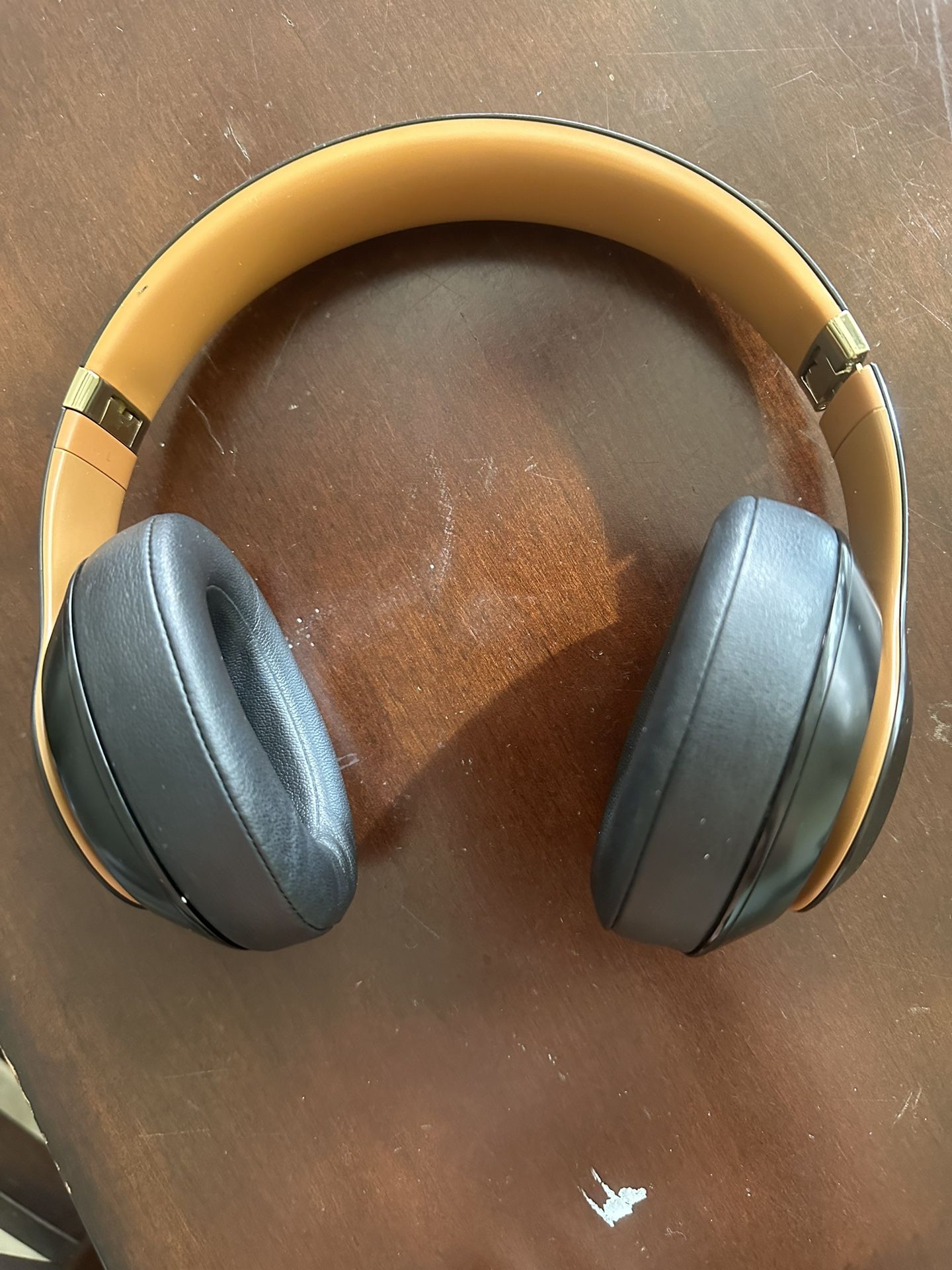 Beats Studio Pro
