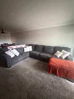 Sectional couch