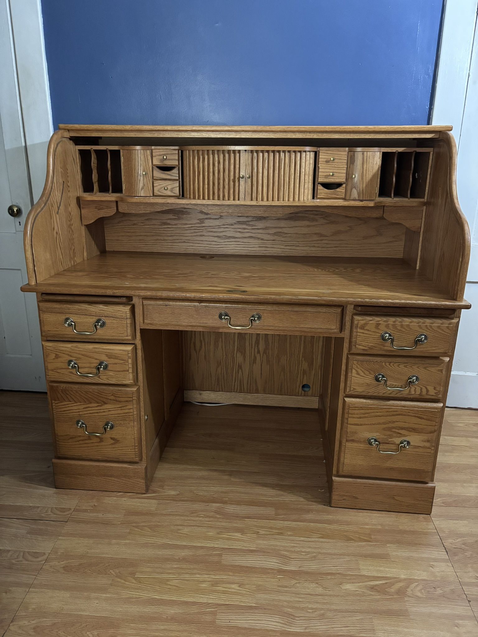 A A LAUN Executive Roll Top desk golden oak