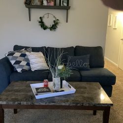 Sofa/tables