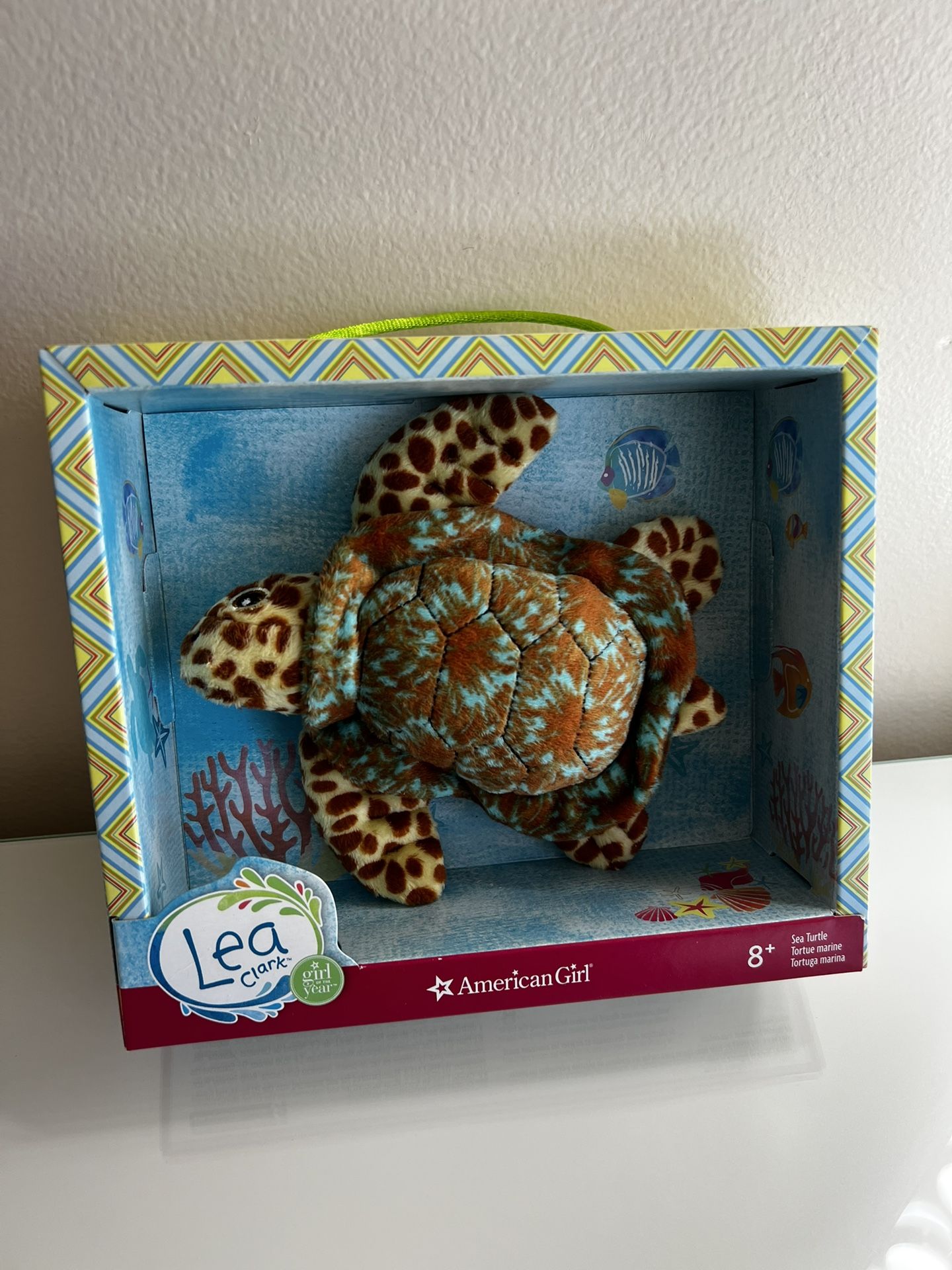 American Girl Lea Clark 2016 Girl of the Year Doll Sea Turtle – New in Box!
