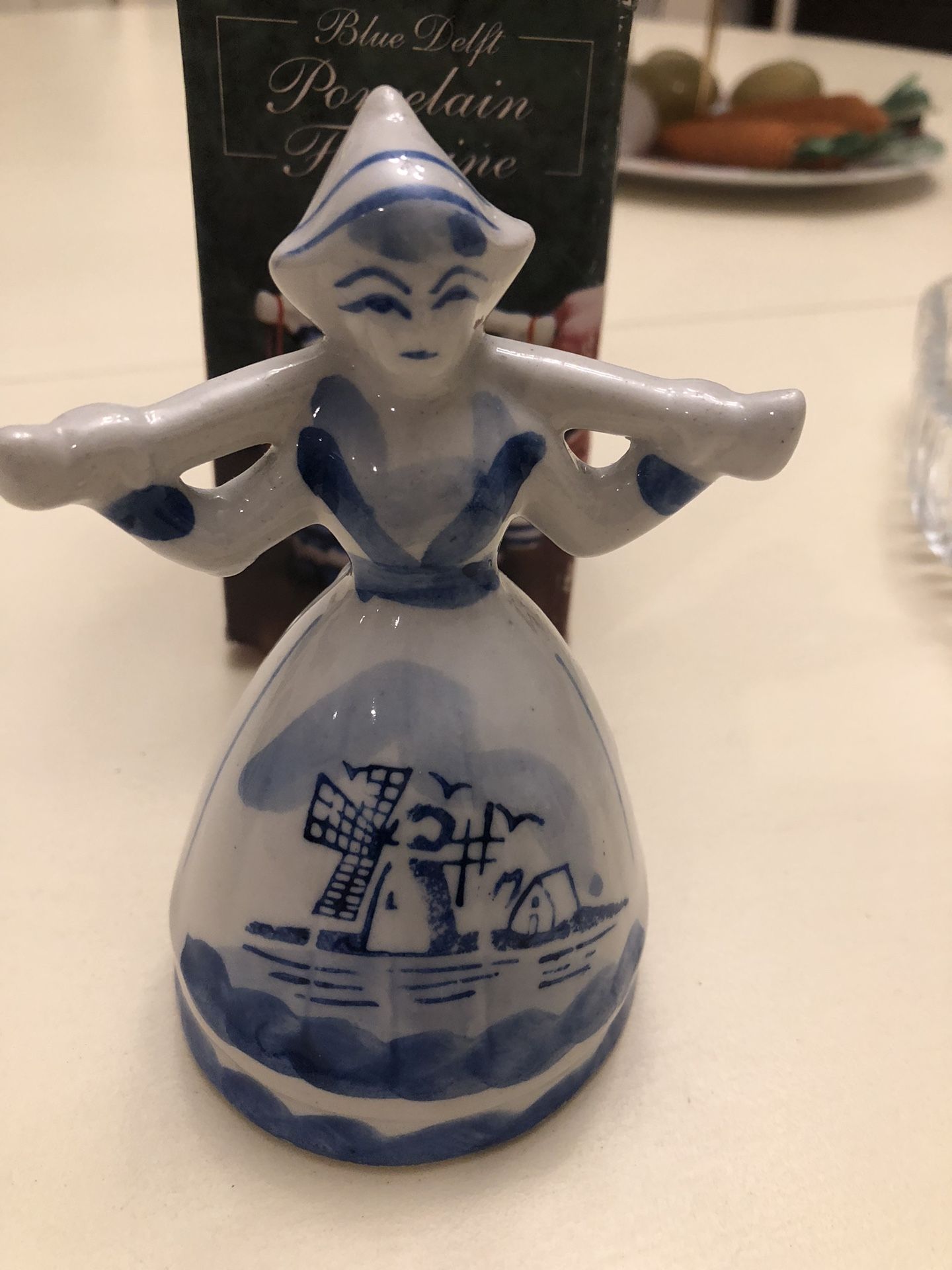 Blue Delft Dutch Girl Porcelain Figurine 