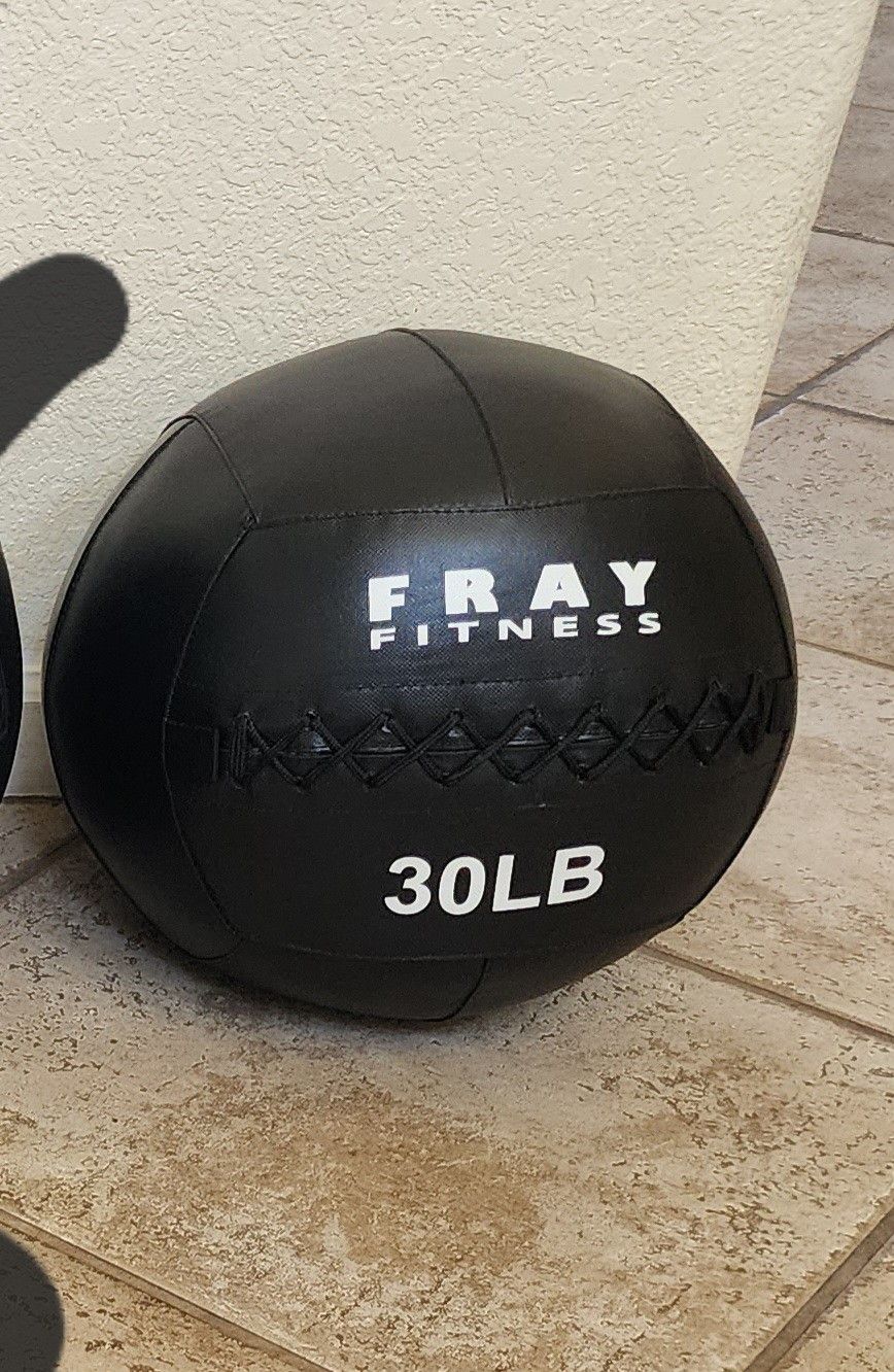 NEW Wall Ball / Gym Equipment