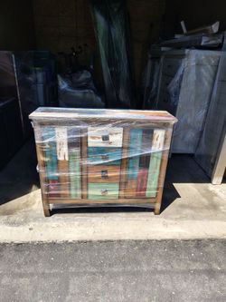 Accent Table