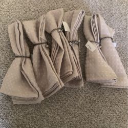 Cloth Napkins And Rings
