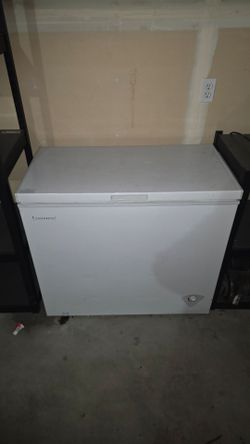Chest freezer