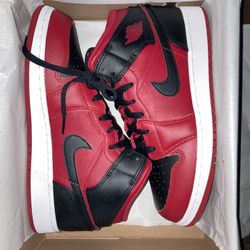 Jordan 1’s Red/Black