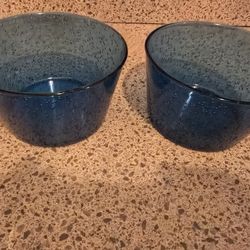 BRAND NEW plastic Serving/cereal bowls(2)