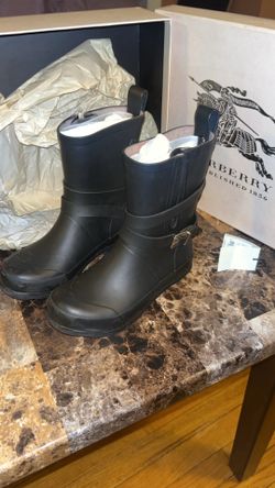 Burberry Mid-Calf Buckle Rubber Rain Boots Kids Size  11.5